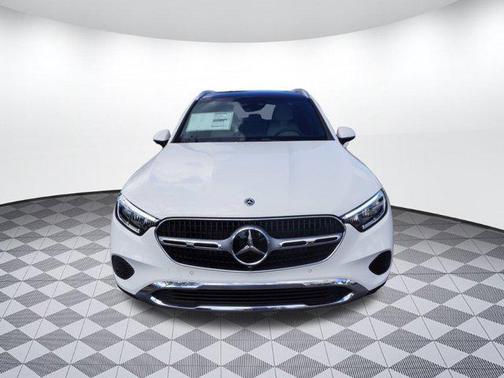 2025 Mercedes-Benz GLC 350e Base