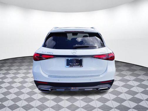 2025 Mercedes-Benz GLC 350e Base