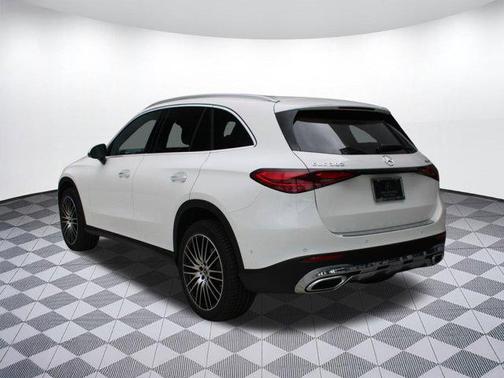 2026 Mercedes-Benz GLC 300 4MATIC
