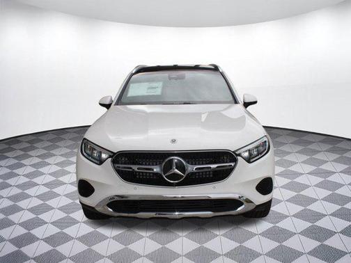 2026 Mercedes-Benz GLC 300 4MATIC