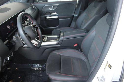 2025 Mercedes-Benz GLA 250 Base