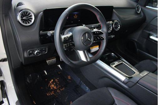 2025 Mercedes-Benz GLA 250 Base