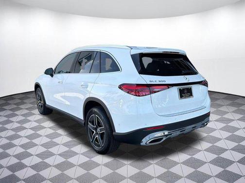 Polar White 2026 Mercedes-Benz GLC 300 4MATIC