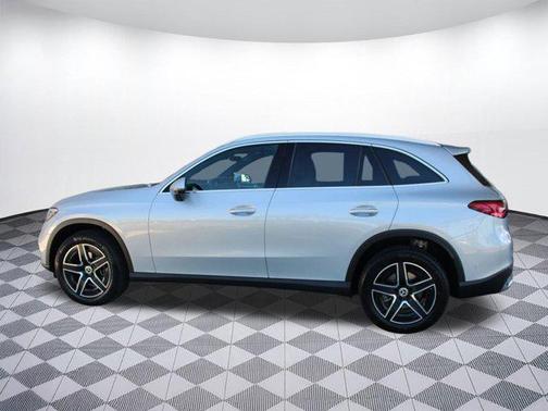 2026 Mercedes-Benz GLC 300 4MATIC