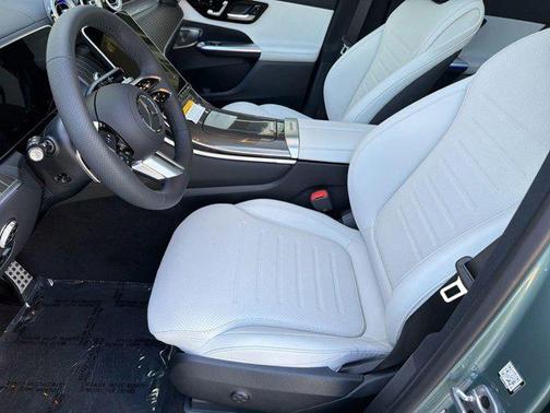 Verde Silver Metallic 2026 Mercedes-Benz GLC 300 Base