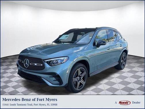 Verde Silver Metallic 2026 Mercedes-Benz GLC 300 Base