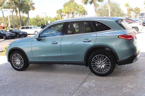 2026 Mercedes-Benz GLC 300 Base