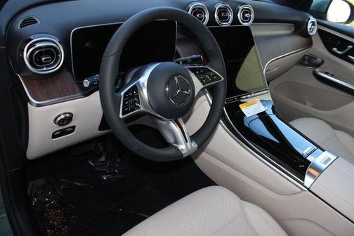 2026 Mercedes-Benz GLC 300 Base