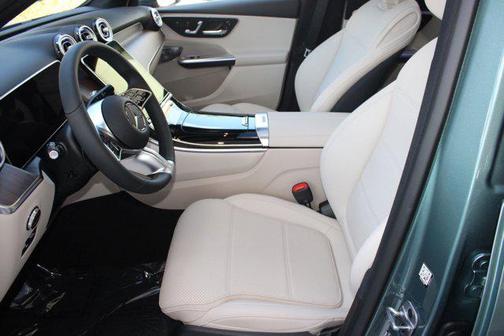 2026 Mercedes-Benz GLC 300 Base