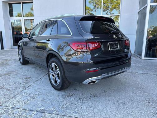 Gray 2022 Mercedes-Benz GLC 300 Base