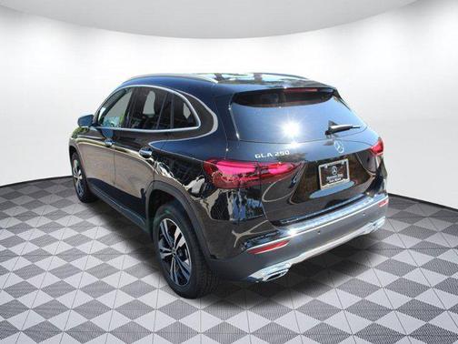 2025 Mercedes-Benz GLA 250 Base