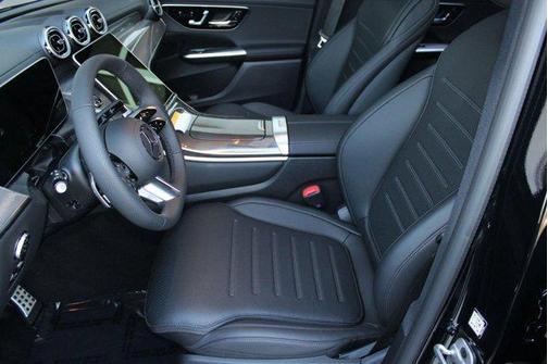 2026 Mercedes-Benz GLC 300 Base