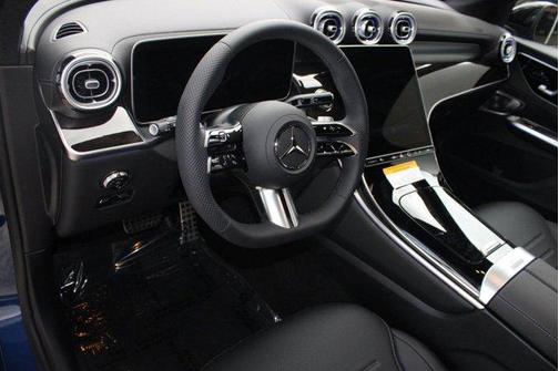 2026 Mercedes-Benz GLC 300 Base