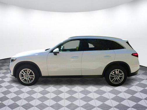 2025 Mercedes-Benz GLC 300 Base