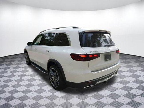 2025 Mercedes-Benz GLS 450 4MATIC