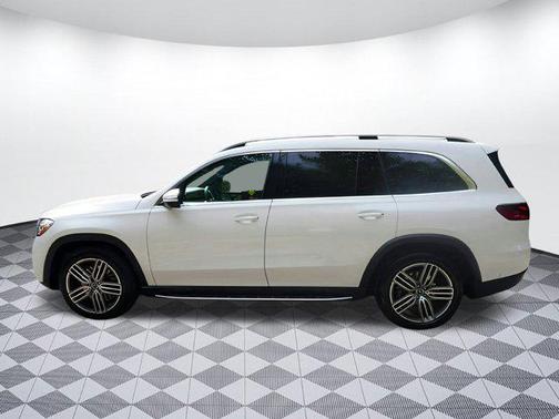 2025 Mercedes-Benz GLS 450 4MATIC