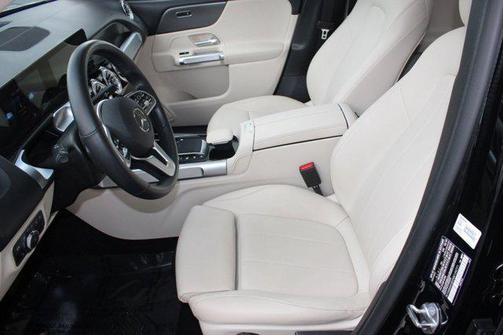 2022 Mercedes-Benz GLB 250 Base