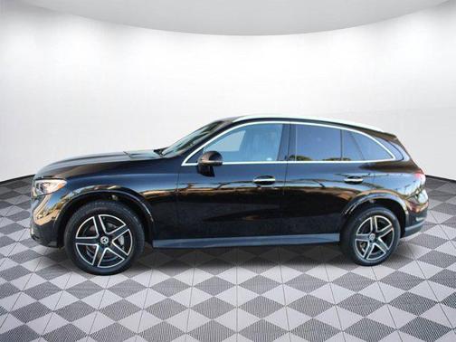 2025 Mercedes-Benz GLC 300 4MATIC
