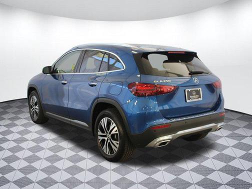2025 Mercedes-Benz GLA 250 Base