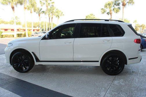 2020 BMW X7 M50i