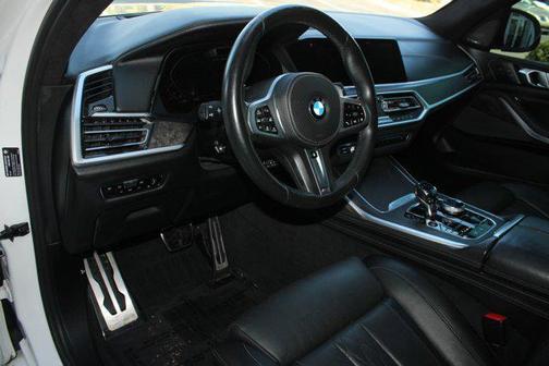 2020 BMW X7 M50i