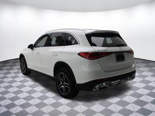 2026 Mercedes-Benz GLC 300 4MATIC