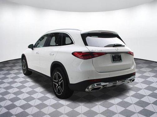 2026 Mercedes-Benz GLC 300 Base
