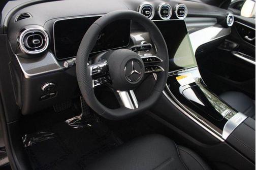 2026 Mercedes-Benz GLC 300 Base