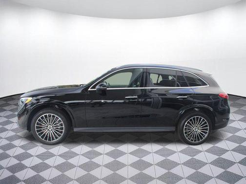 2026 Mercedes-Benz GLC 300 Base