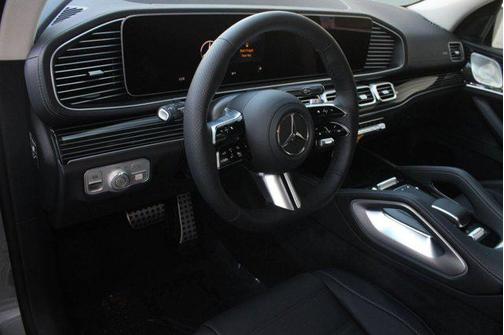2026 Mercedes-Benz GLS 450 4MATIC