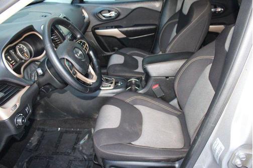 2018 Jeep Cherokee Latitude