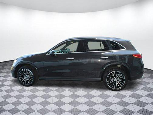 2025 Mercedes-Benz GLC 300 Base