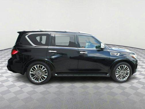 2021 INFINITI QX80 SENSORY