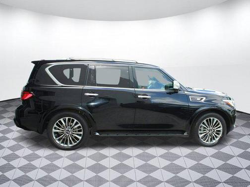 2021 INFINITI QX80 SENSORY