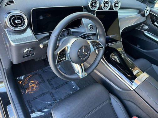 2026 Mercedes-Benz GLC 300 Base