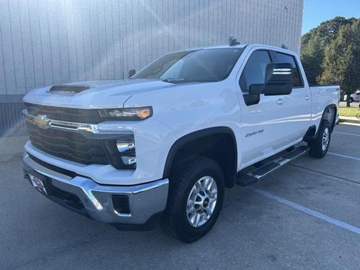 2024 Chevrolet Silverado 2500 LT