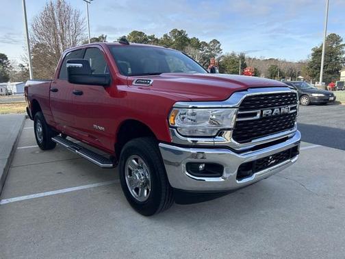 2024 RAM 2500 Big Horn Crew Cab 4x4 6'4' Box