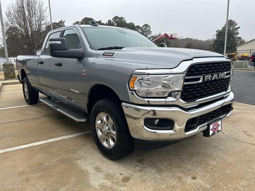 2024 RAM 3500 Big Horn Crew Cab 4x4 8' Box