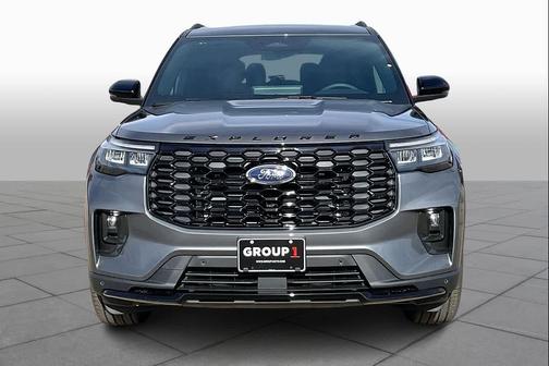 M7/CARBONIZED G 2026 Ford Explorer ST-Line