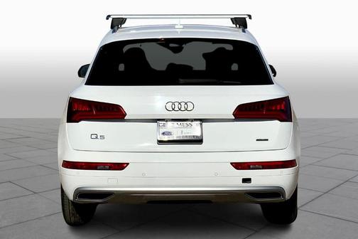 Ibis White 2020 Audi Q5 45 Premium