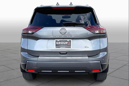 Gun Metallic 2025 Nissan Rogue SL