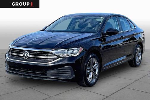 Deep Black Pearl Effect 2024 Volkswagen Jetta 1.5T SE