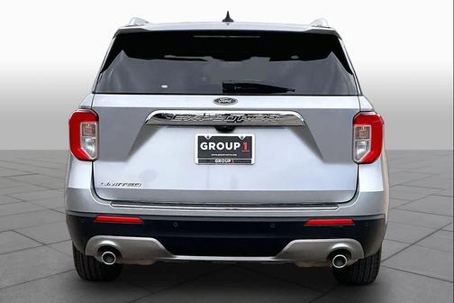 Iconic Silver Metallic 2021 Ford Explorer Limited