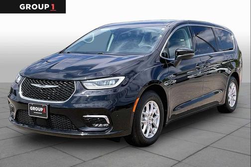Brilliant Black Crystal Pearlcoat 2023 Chrysler Pacifica Touring-L