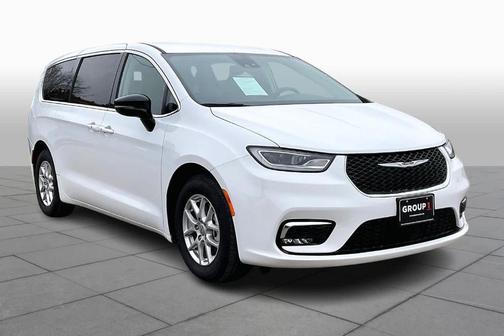 2024 Chrysler Pacifica Touring-L