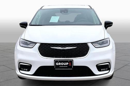 2024 Chrysler Pacifica Touring-L