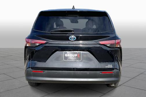 2022 Toyota Sienna XLE