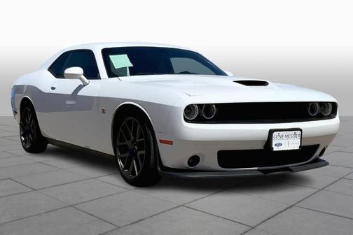 White Knuckle Clearcoat 2019 Dodge Challenger R/T Scat Pack