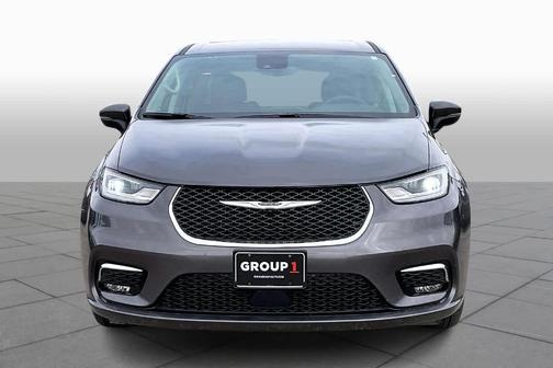 2023 Chrysler Pacifica Touring-L