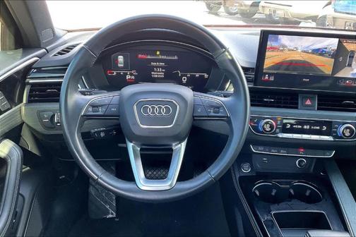 2024 Audi A4 45 S line quattro Premium
